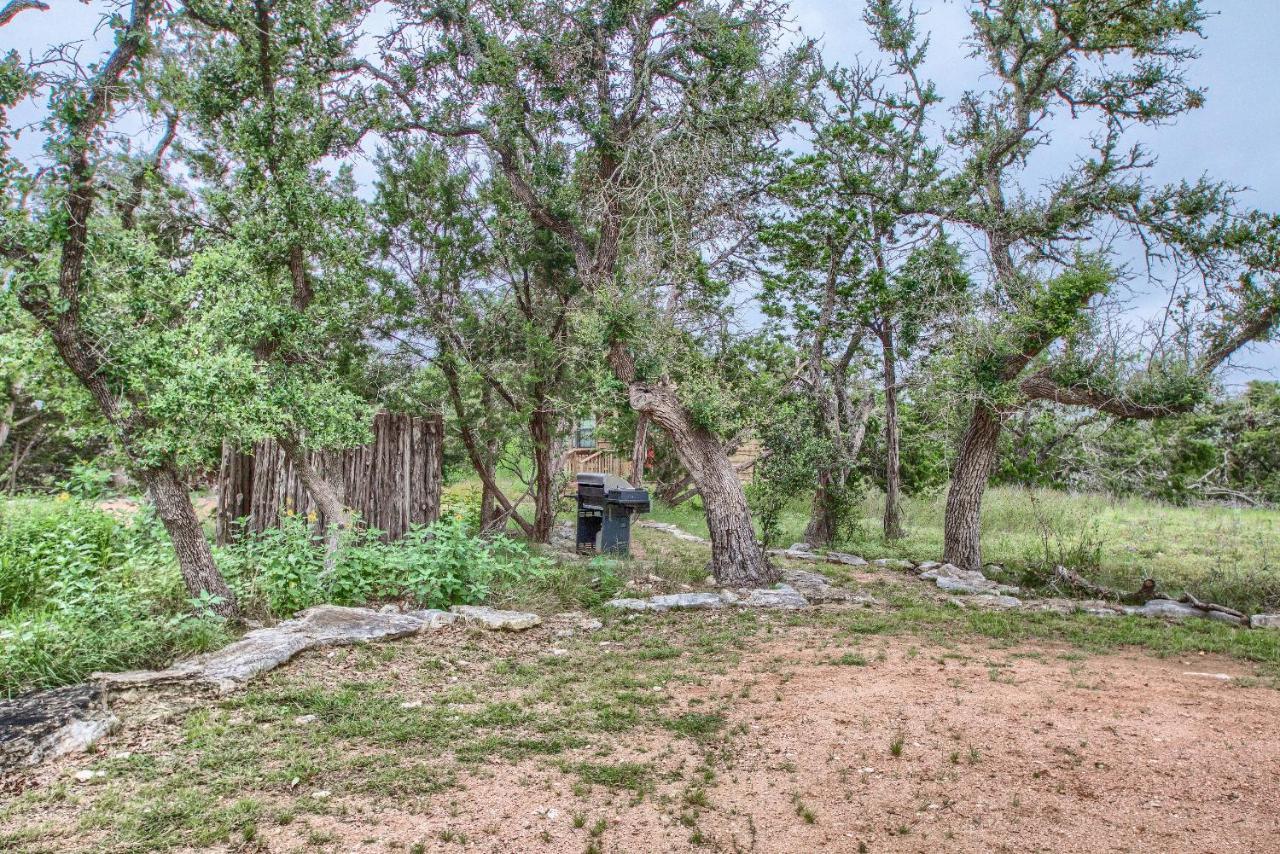 Cedar Bliss Cabin Villa Fredericksburg Bagian luar foto